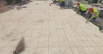 临沧黄金麻荔枝面地铺案例