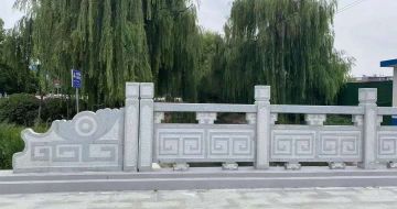 临沧 芝麻灰桥栏杆、河道栏杆安装效果