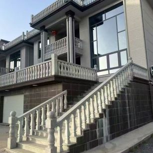 临沧 芝麻白别墅阳台栏杆，楼梯栏杆