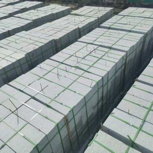 临沧 芝麻白1.8公分火烧300*600地铺，清仓大甩卖