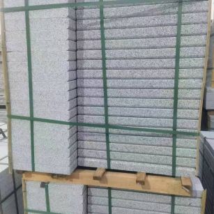 临沧 5公分芝麻白，倒斜角，室外楼梯踏步