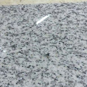 临沧芝麻白光面