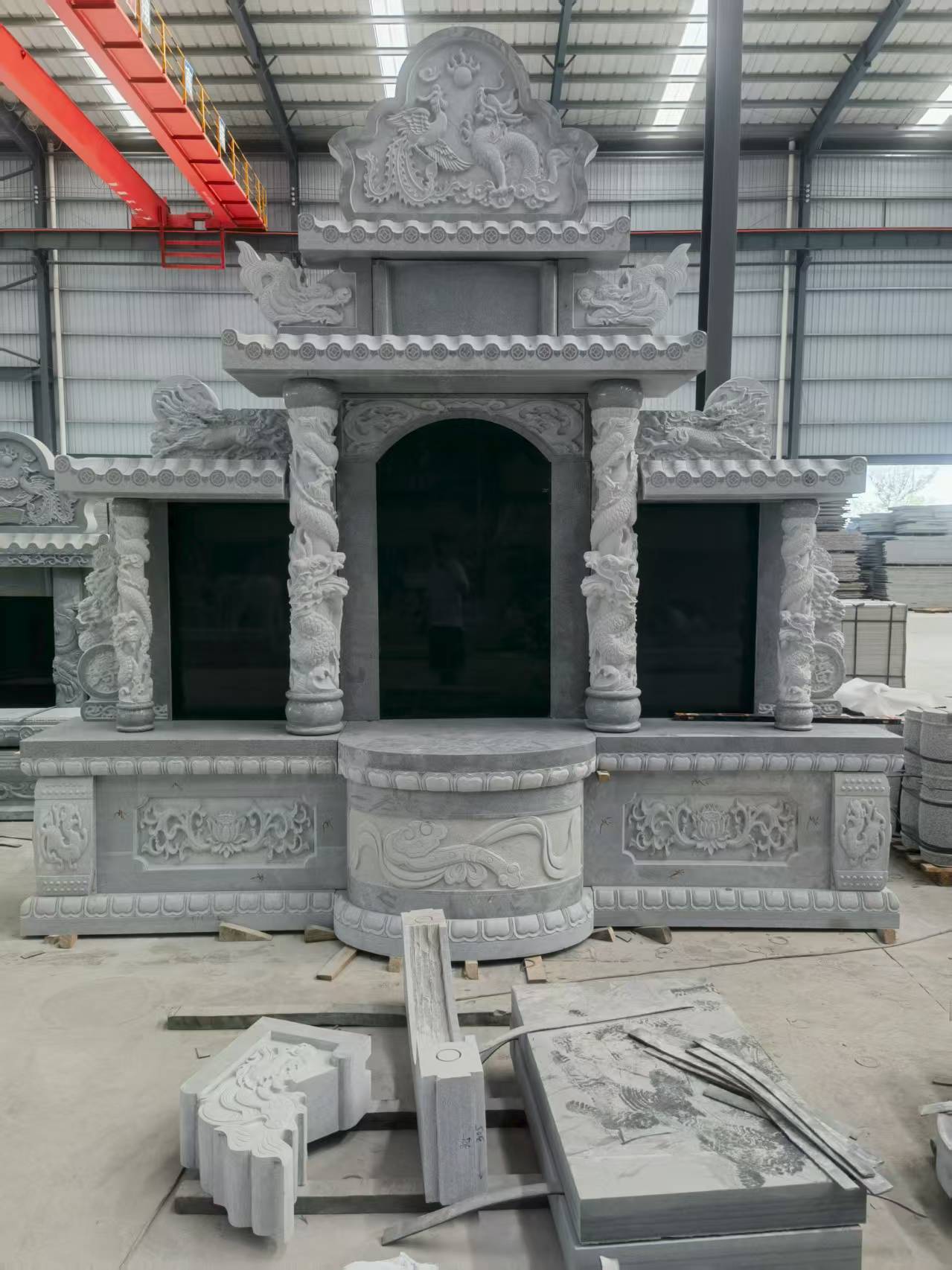 临沧 芝麻灰高档墓碑，土墓，可定制